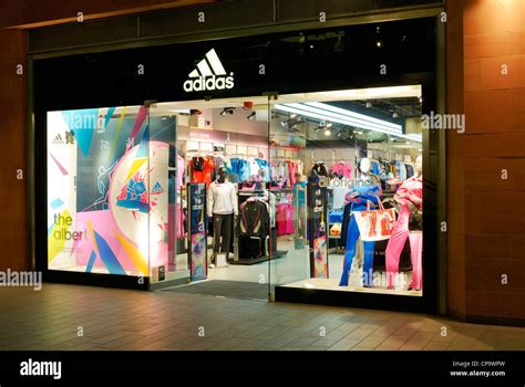 adidas yorkdale mall